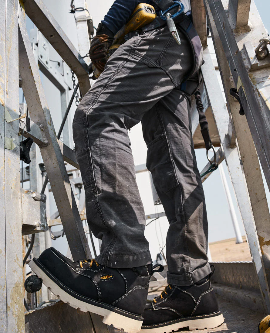 Men's Cincinnati 6" Waterproof 90° Heel Boot (Carbon Toe) | Tuscan Red/Sandshell - Image 9