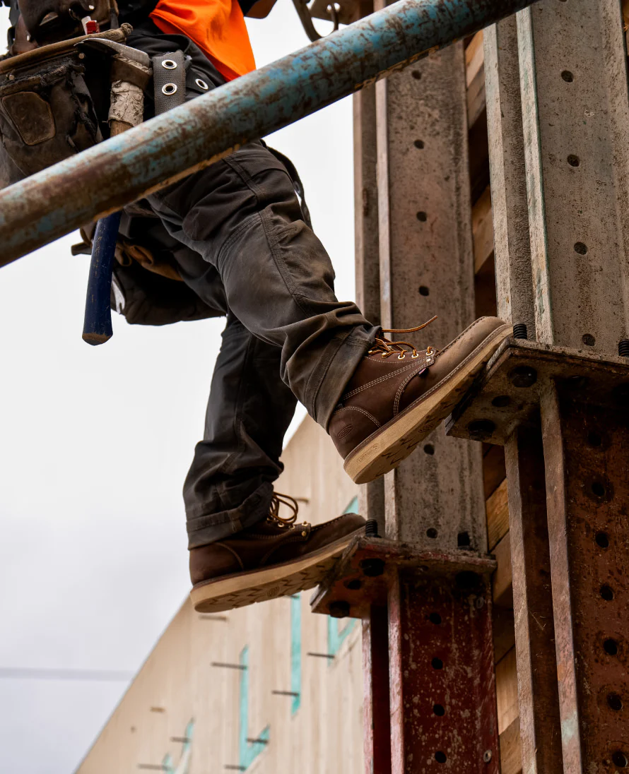 Men's Liberty 6" Waterproof Boot (Carbon Toe) | Black/Gum - Image 8