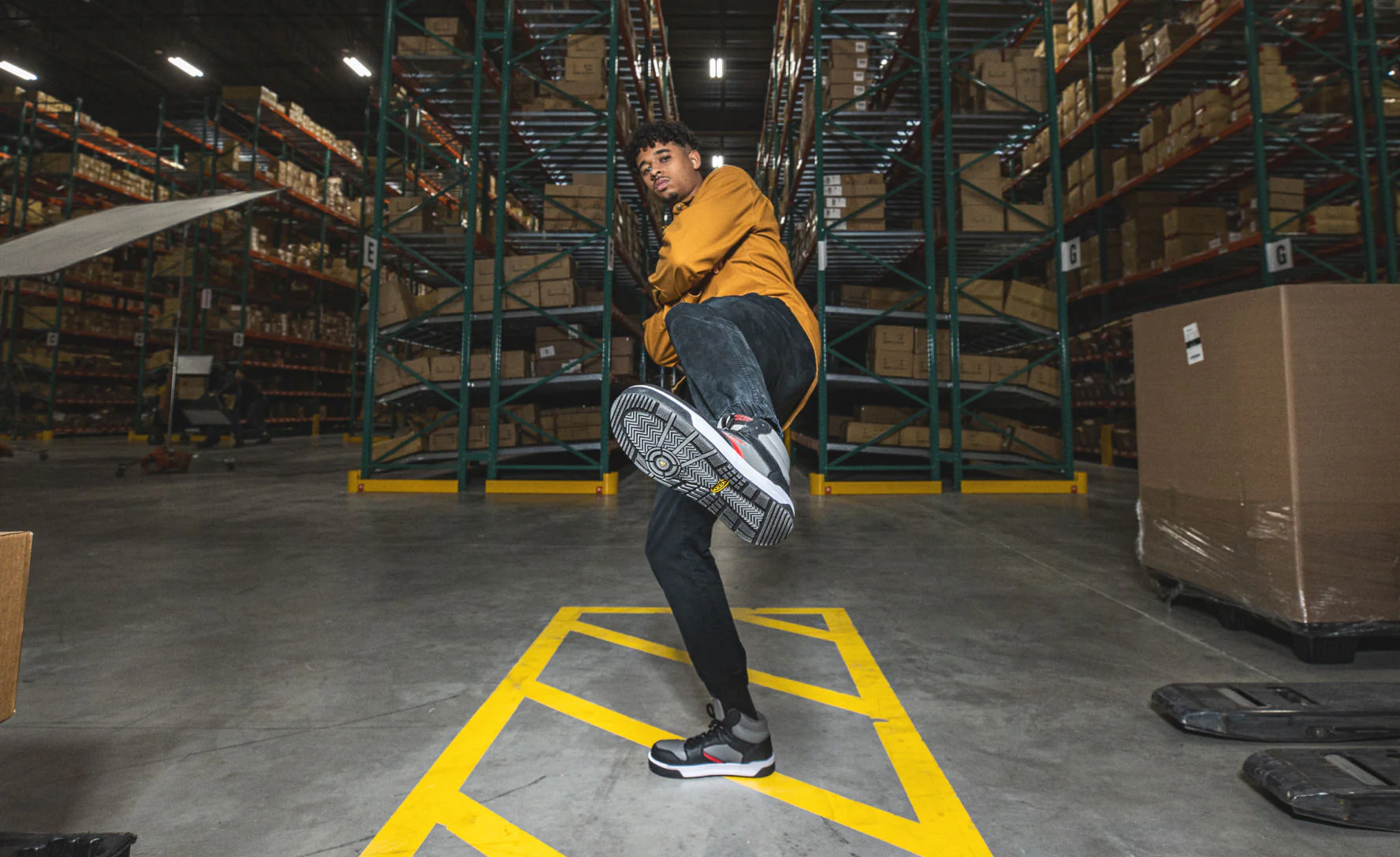 Men's Overton Mid Work Shoe (Carbon Toe) | Star White/Black - Image 8