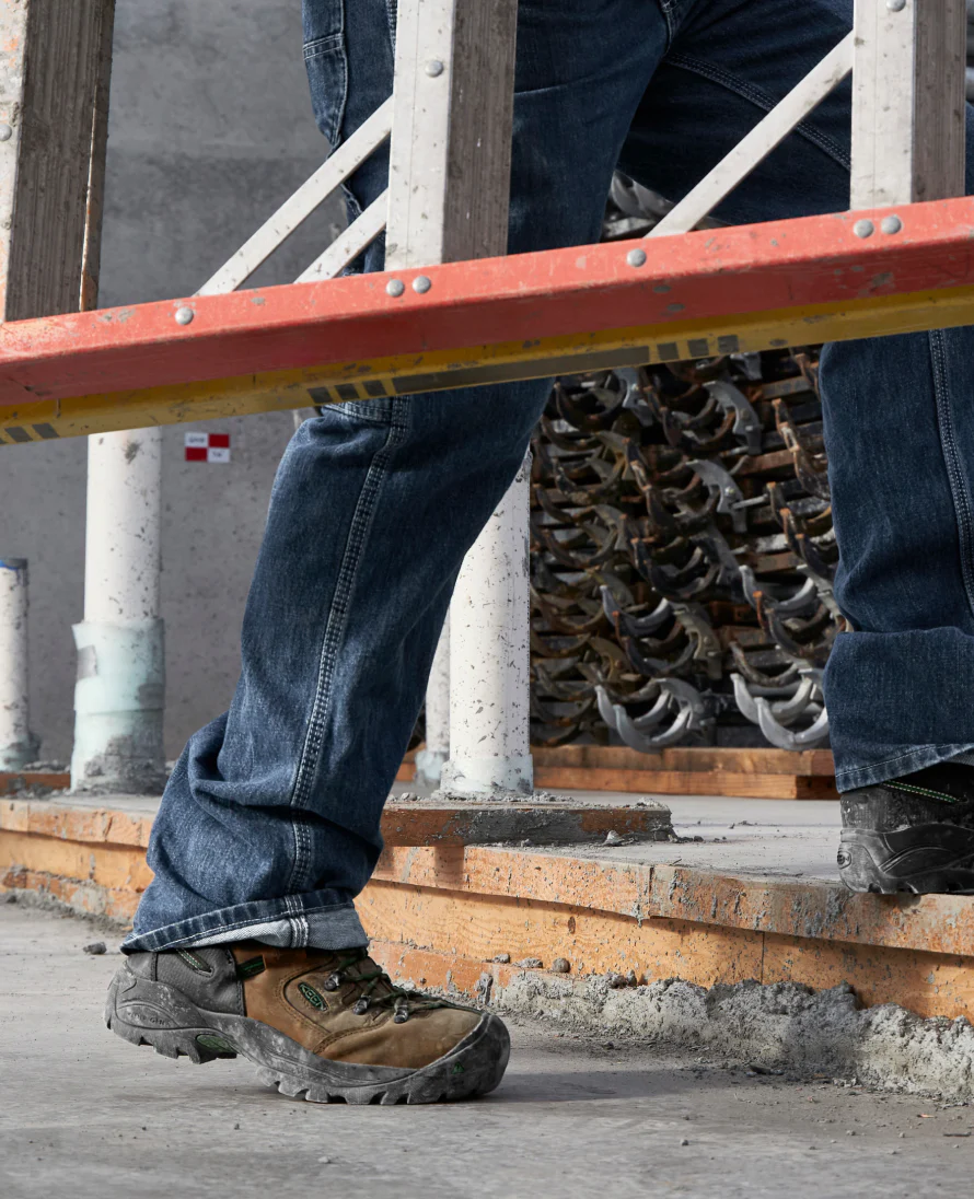 Men's Pittsburgh Energy 6" Waterproof Boot (Carbon Toe) | Cascade Brown/Greener Pastures - Image 8