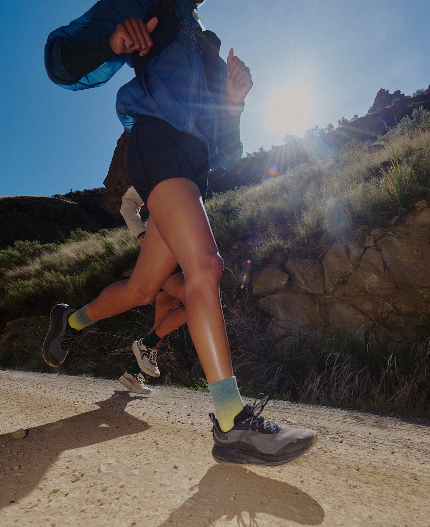Women's Roam Trail Running Shoe  |  Pansy/Rose Violet - Image 9