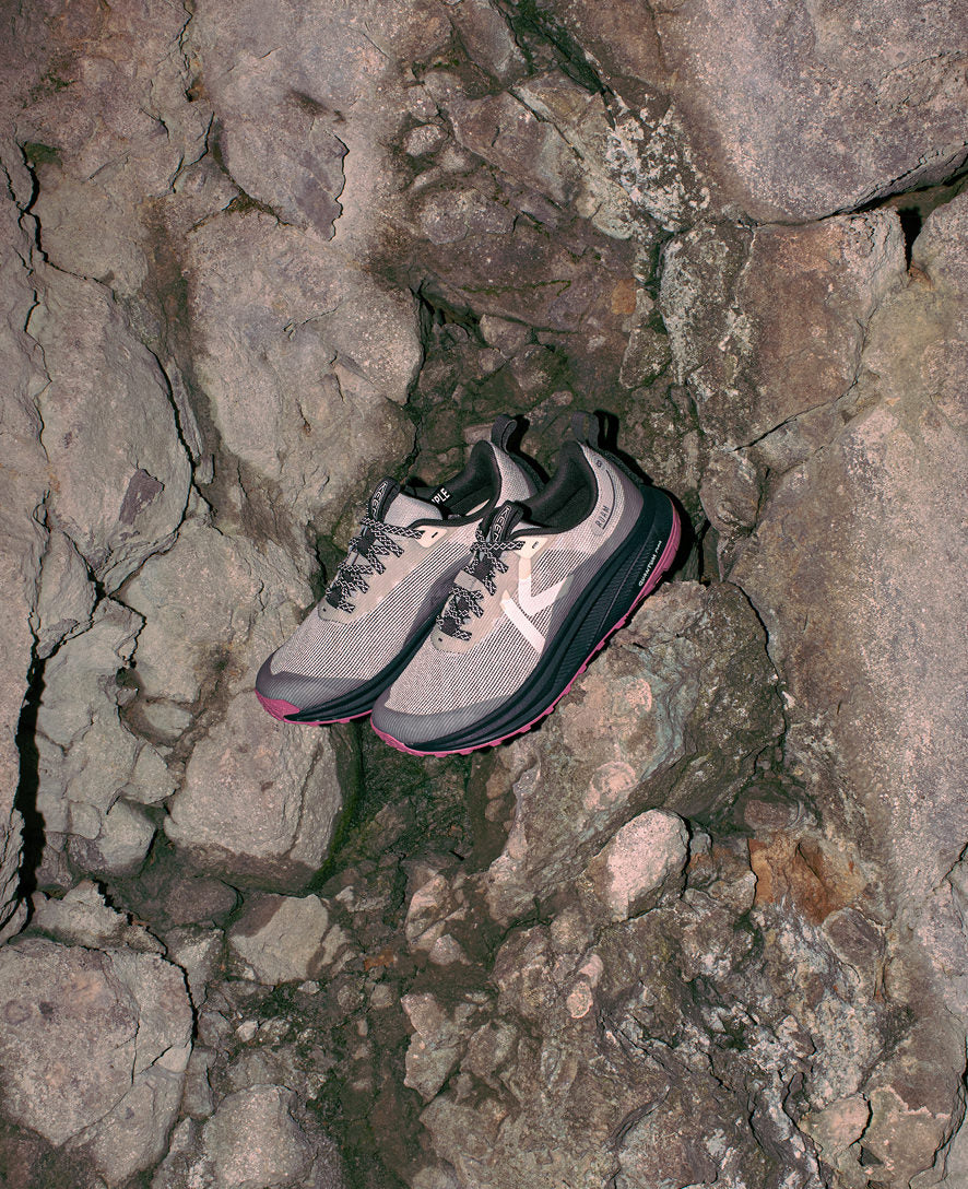 Women's Roam Trail Running Shoe | Vapor/Orchid Smoke - Image 9