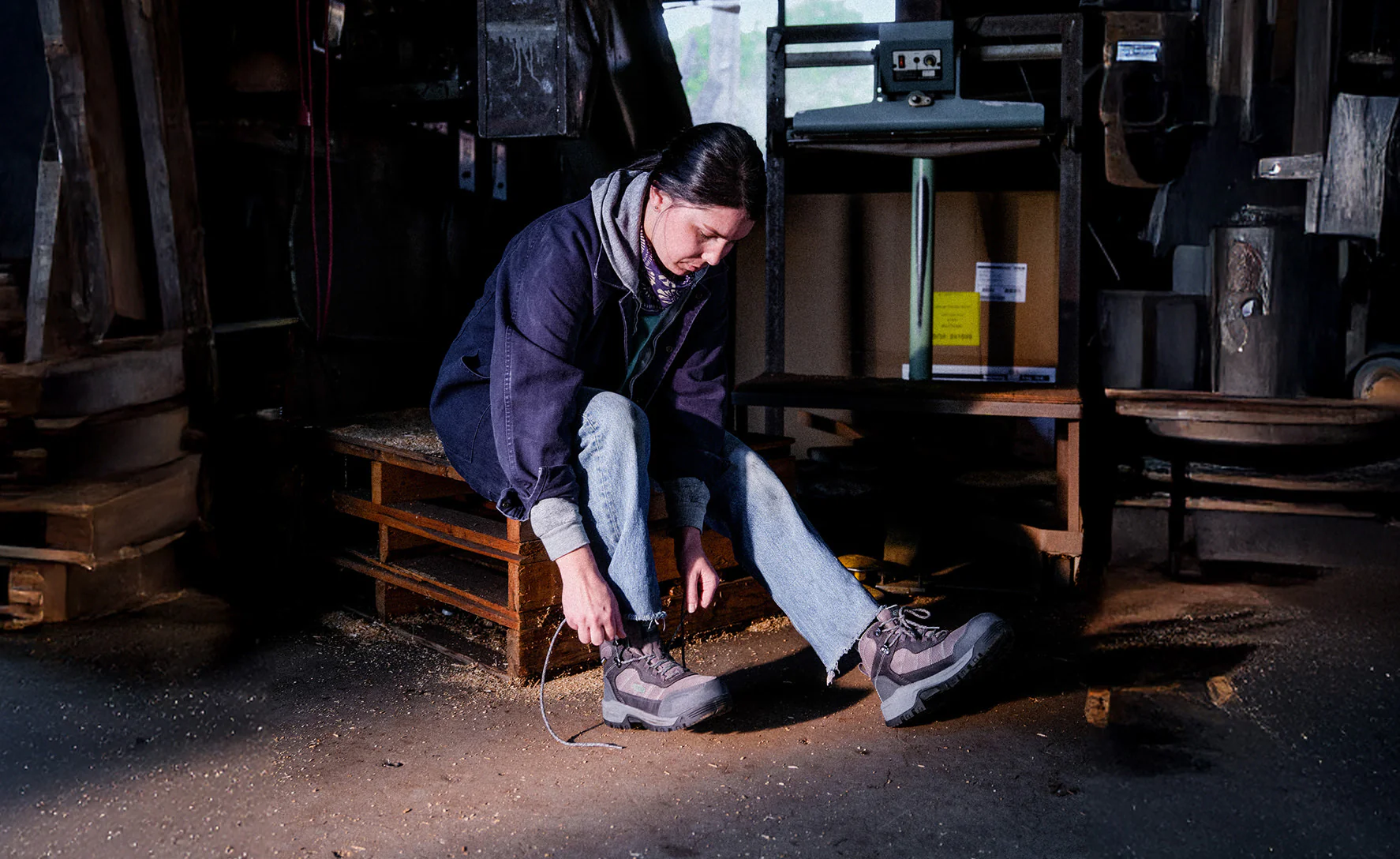 Women's Skokie Waterproof Work Boot (Carbon Toe)  |  Magnet/Black - Image 7