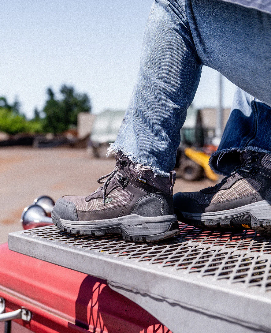 Women's Skokie Waterproof Work Boot (Carbon Toe)  |  Magnet/Black - Image 9