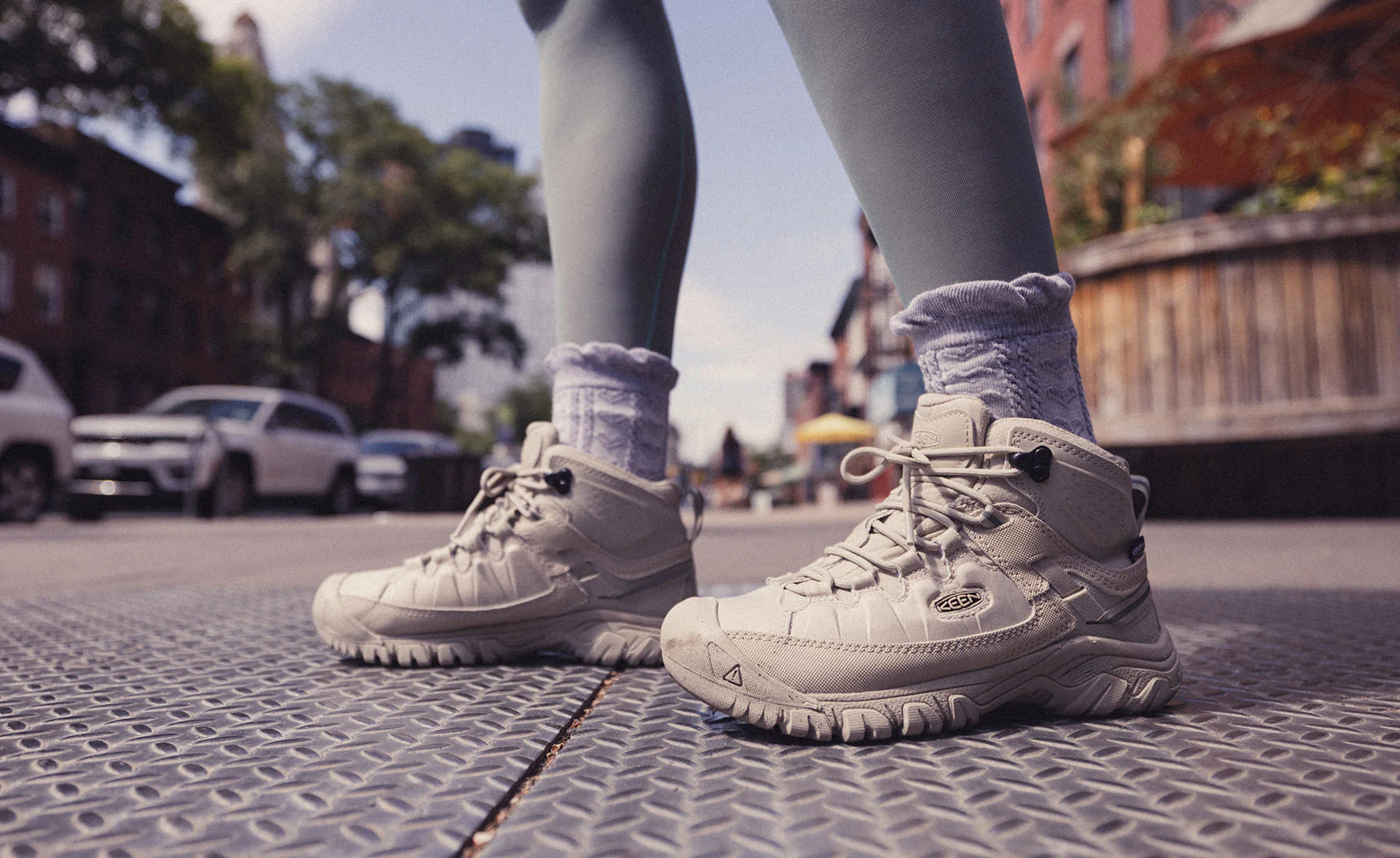 Women's Targhee EXP Waterproof Hiking Boot | Abbey Stone/Abbey Stone - Image 7