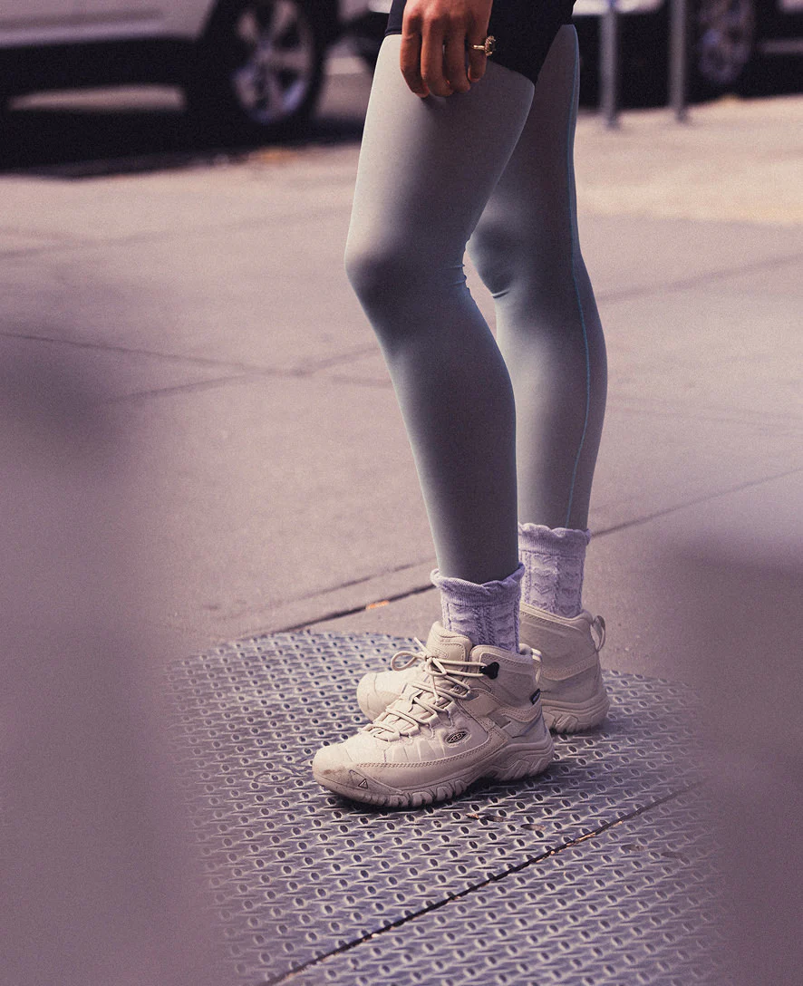 Women's Targhee EXP Waterproof Hiking Boot | Abbey Stone/Abbey Stone - Image 9