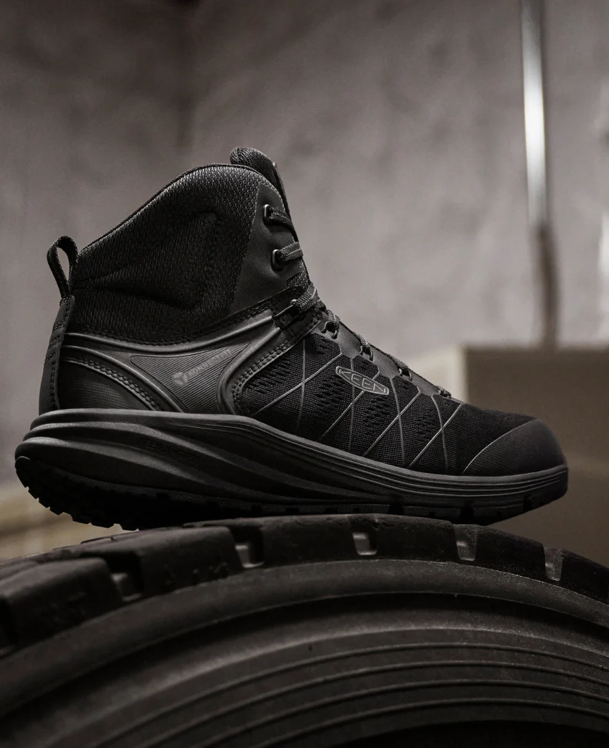 Women's Vista Energy Mid INT MET (Carbon Toe)  |  Black/Raven - Image 9